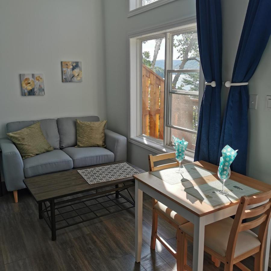 Knotty Pine Ocean Front - Adults Only Lodge Ingonish