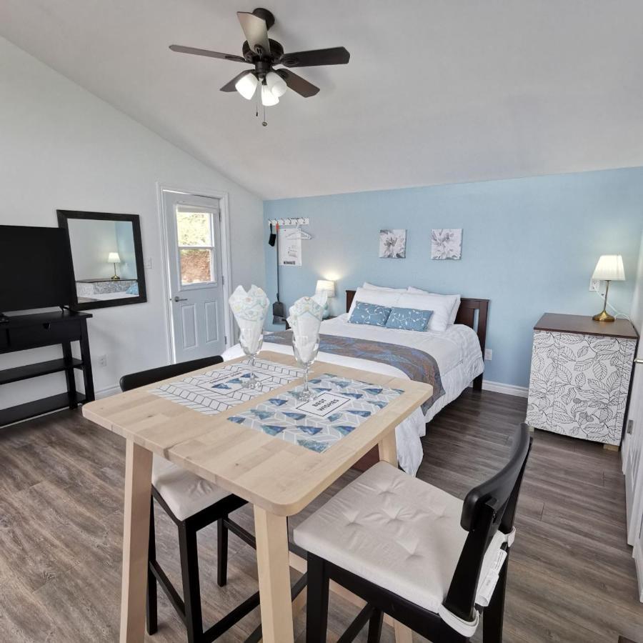 Knotty Pine Ocean Front - Adults Only *