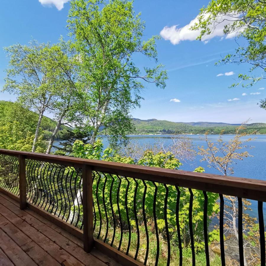 Lodge Knotty Pine Ocean Front - Adults Only Ingonish