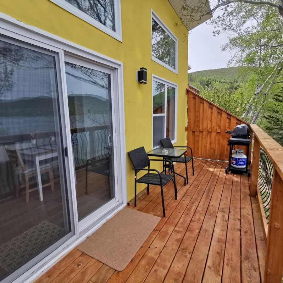 Lodge Knotty Pine Ocean Front - Adults Only
