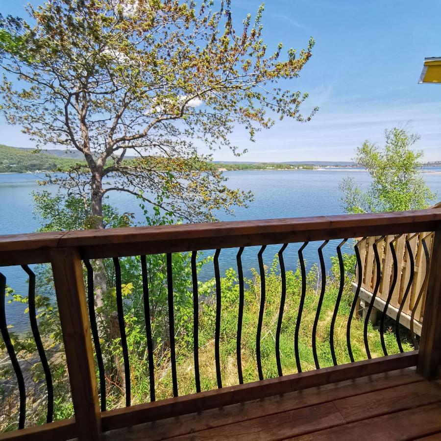 Knotty Pine Ocean Front - Adults Only *